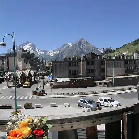 Otel Le Sherpa 2*