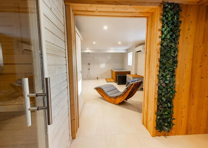 Le Sherpa Отель Ле дез Альп